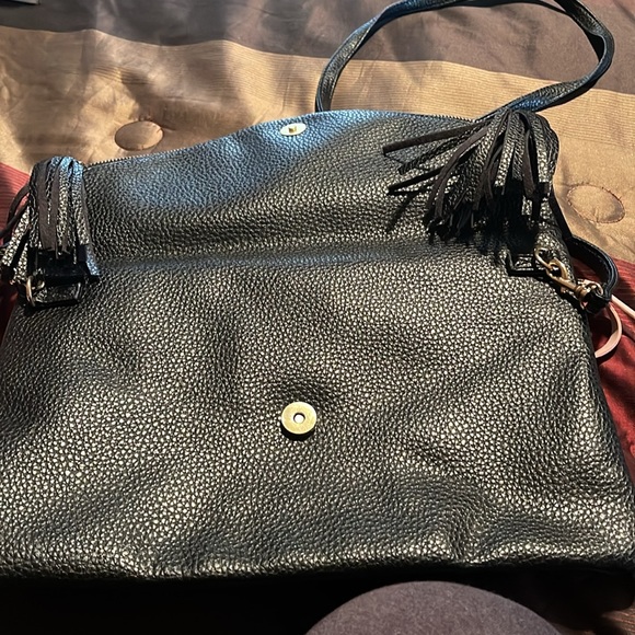 Handbags - Picture 4 of 4